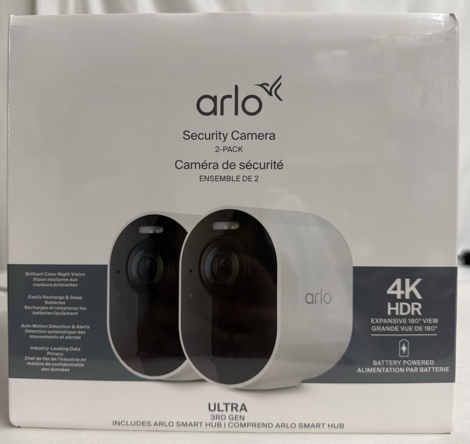 Arlo Ultra Security Camera 4K 3rd Gen(2025) 2-pack W/ Smart Hub. Sealed/White.A2