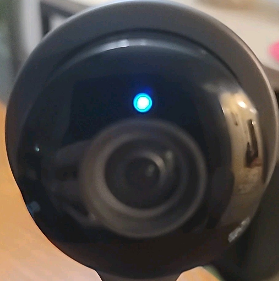 1 NEST Cam Indoor Smart Security Camera (1 Single Camera) Model NC1104US