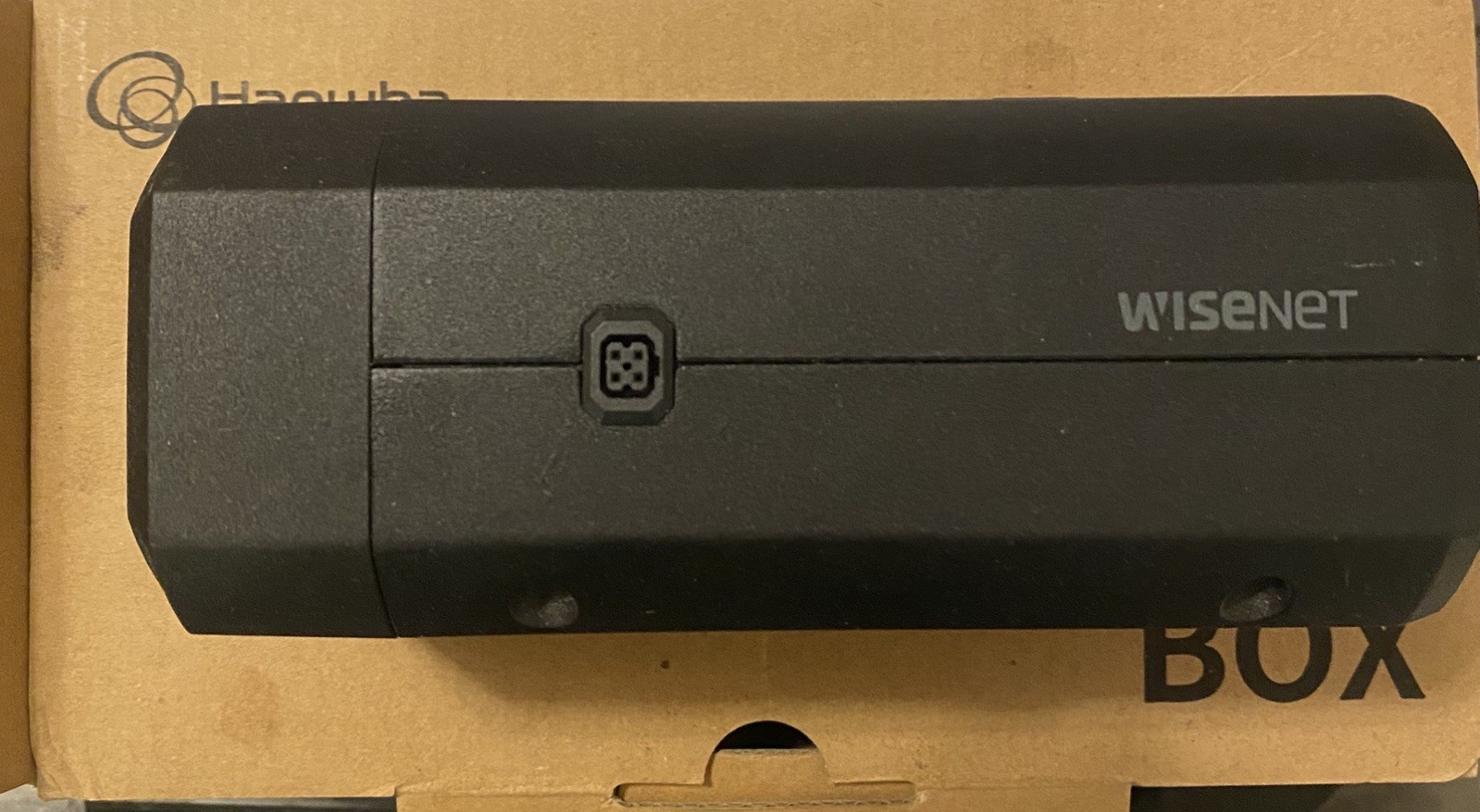 Hanwha Techwin 4K Box AI camera, PNB-A9001