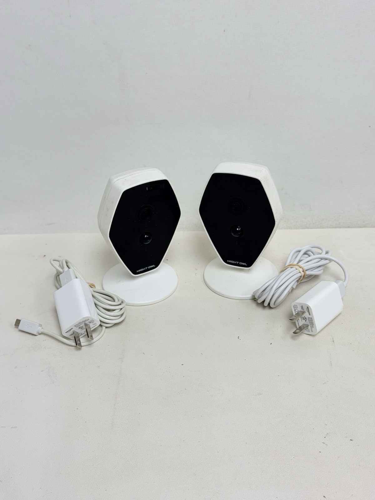 Lot of 2 – Night Owl Wireless Indoor Security Cameras (WCM-HT20W-IN)