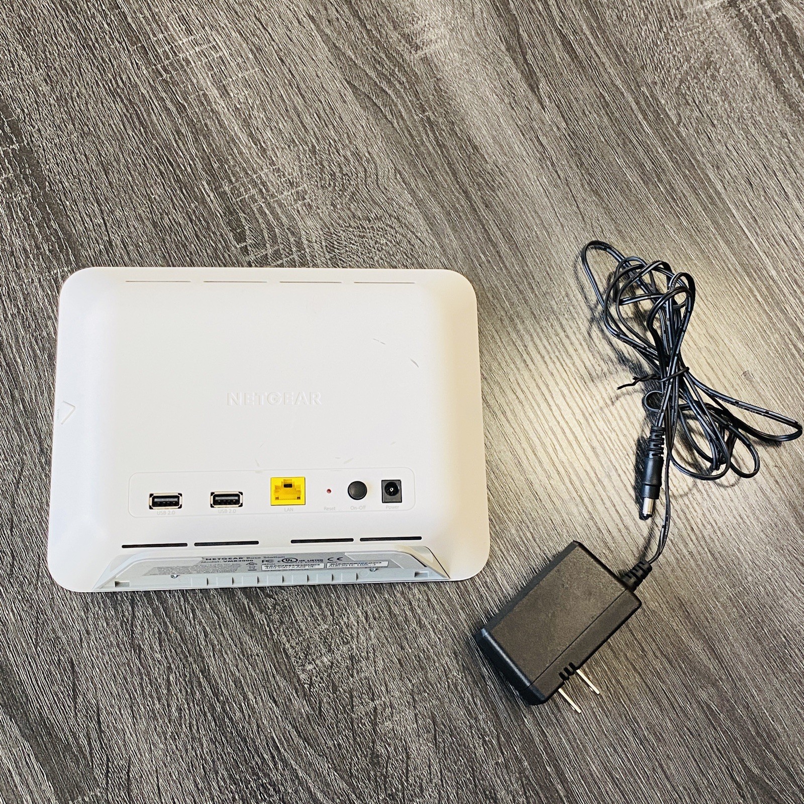 Netgear Arlo VMB3000 Smart Home Base Station With AC Power Adapter