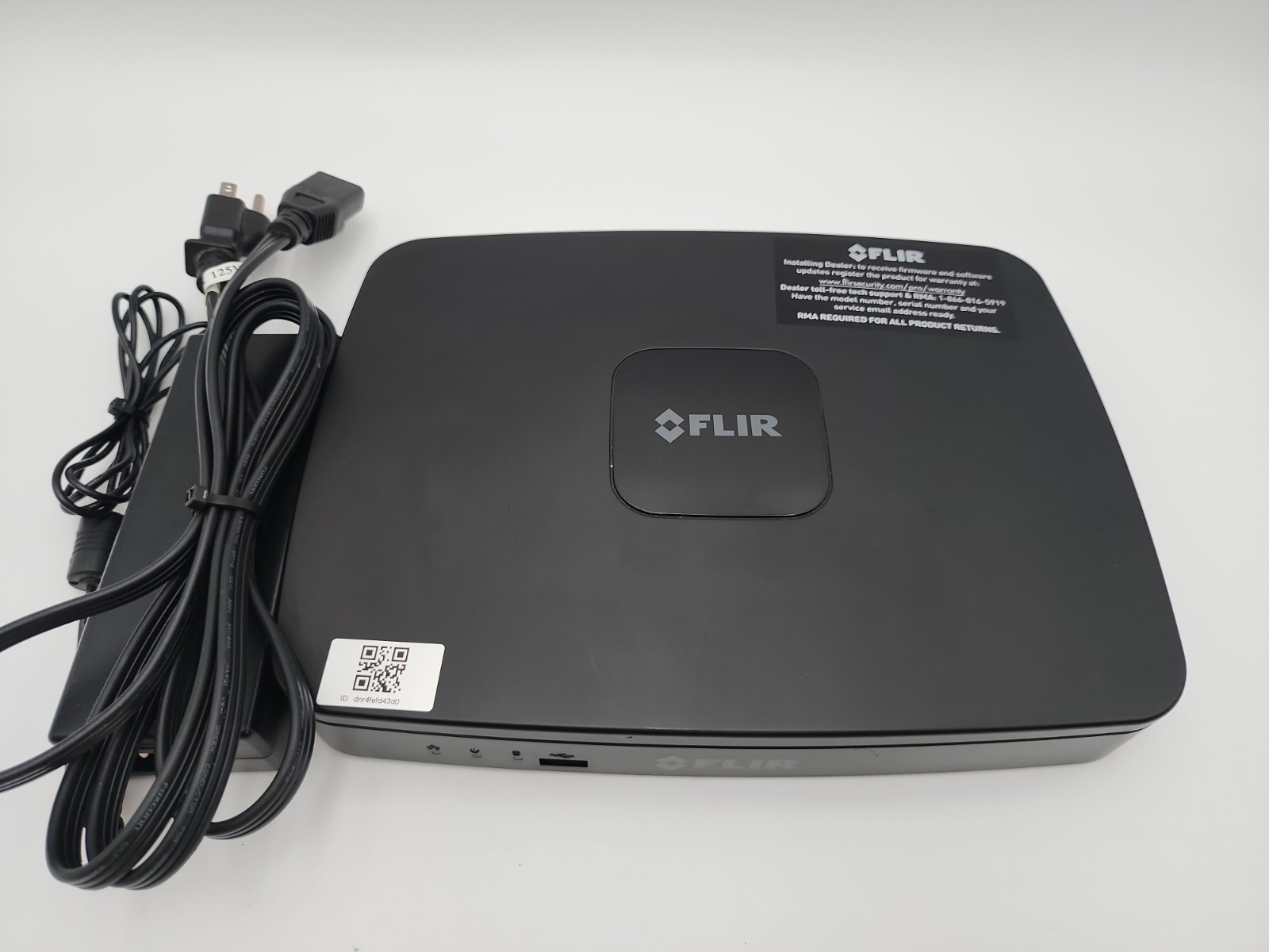 Flir DNR118PO 8 Channel IP NVR System LNR100 SERIES NETWORK RECORDER 1TB HDD