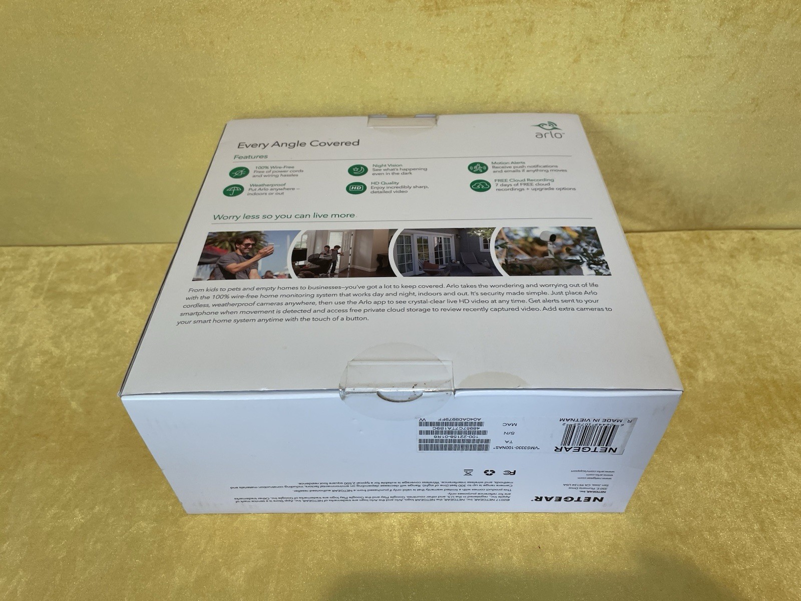 NETGEAR VMS3330-100NAS 3 HD Wireless Security Camera system (3pack) new in box