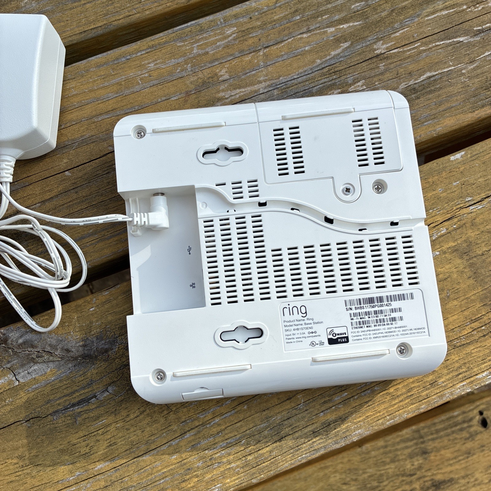 Ring Alarm Base Station -1st Gen- 4HB1S70EN0 w/ AC Adapter. Unknown Registration
