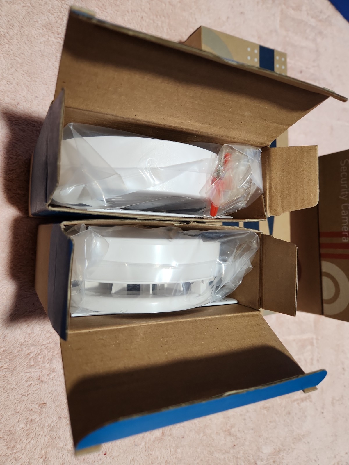 Brand New 9 PCs SimpliSafe Wireless Home Security System
