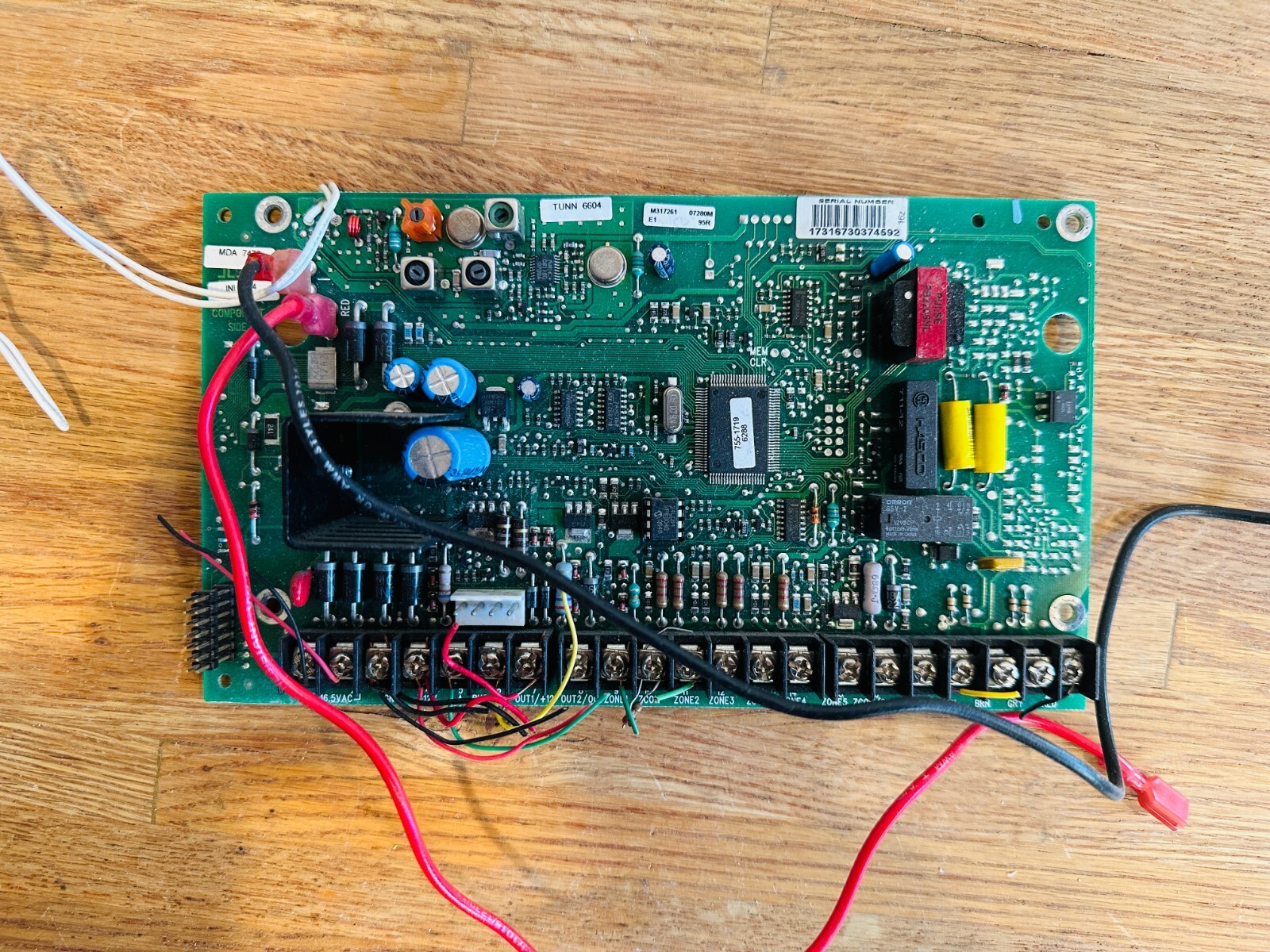 GE Interrlogix 55-750-E Concord Express Control Security System Board