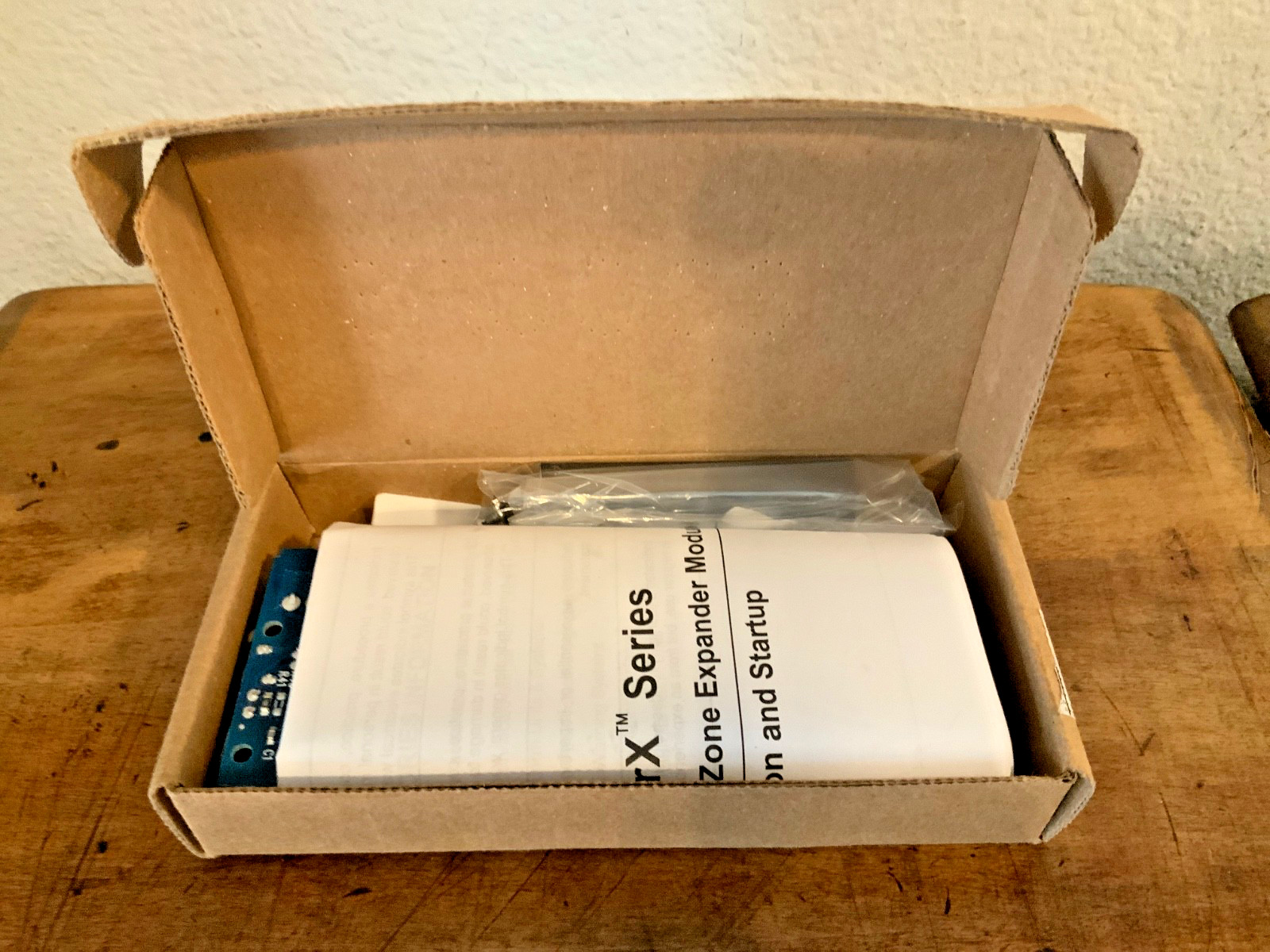 GE Interlogix UTC Caddx-Caddi Controls NX-216E Security 16-Zone Expander Module
