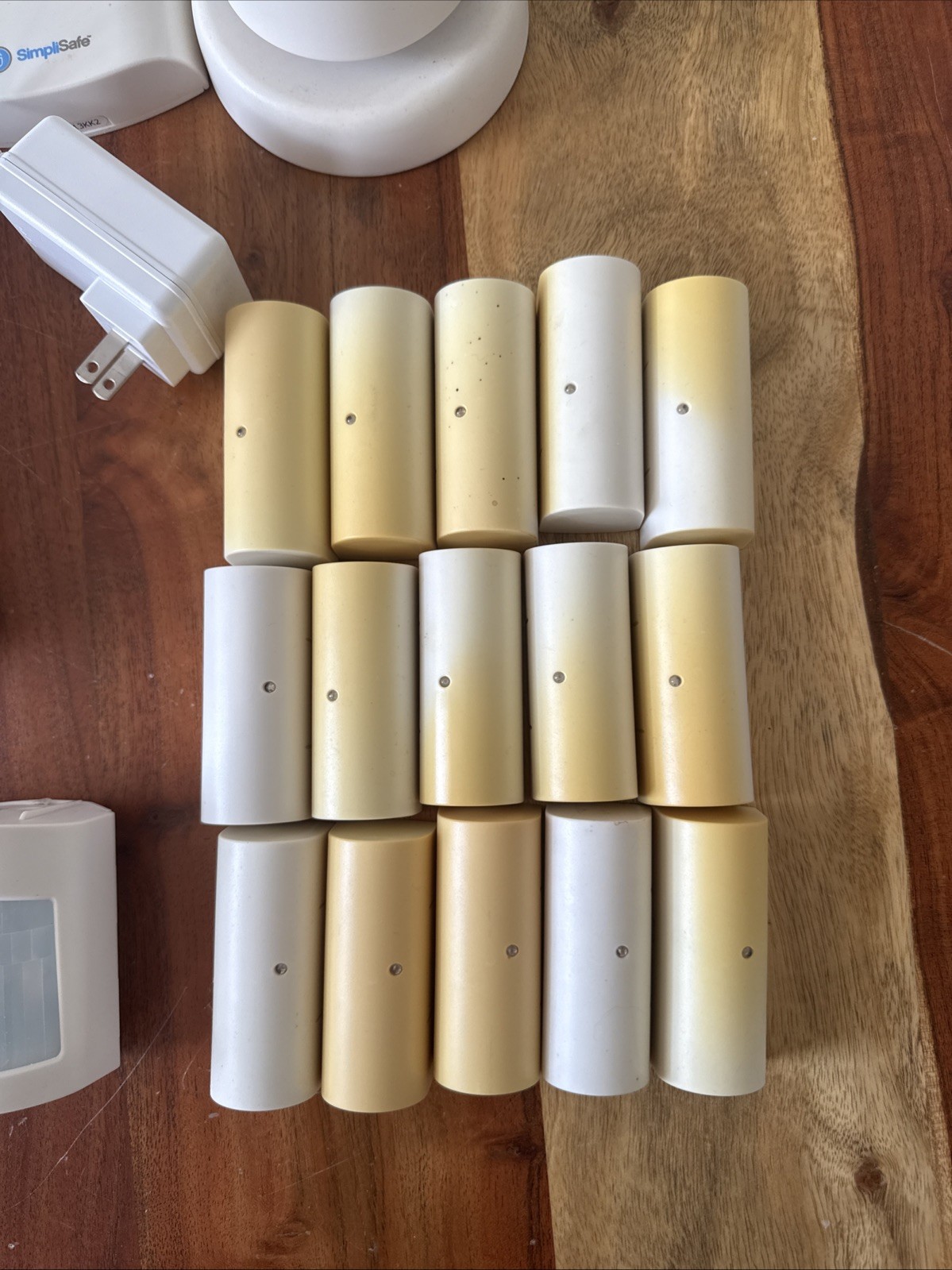 Large Lot of SimpliSafe Home Security System Gen 1 – Unknown Pin – For Parts