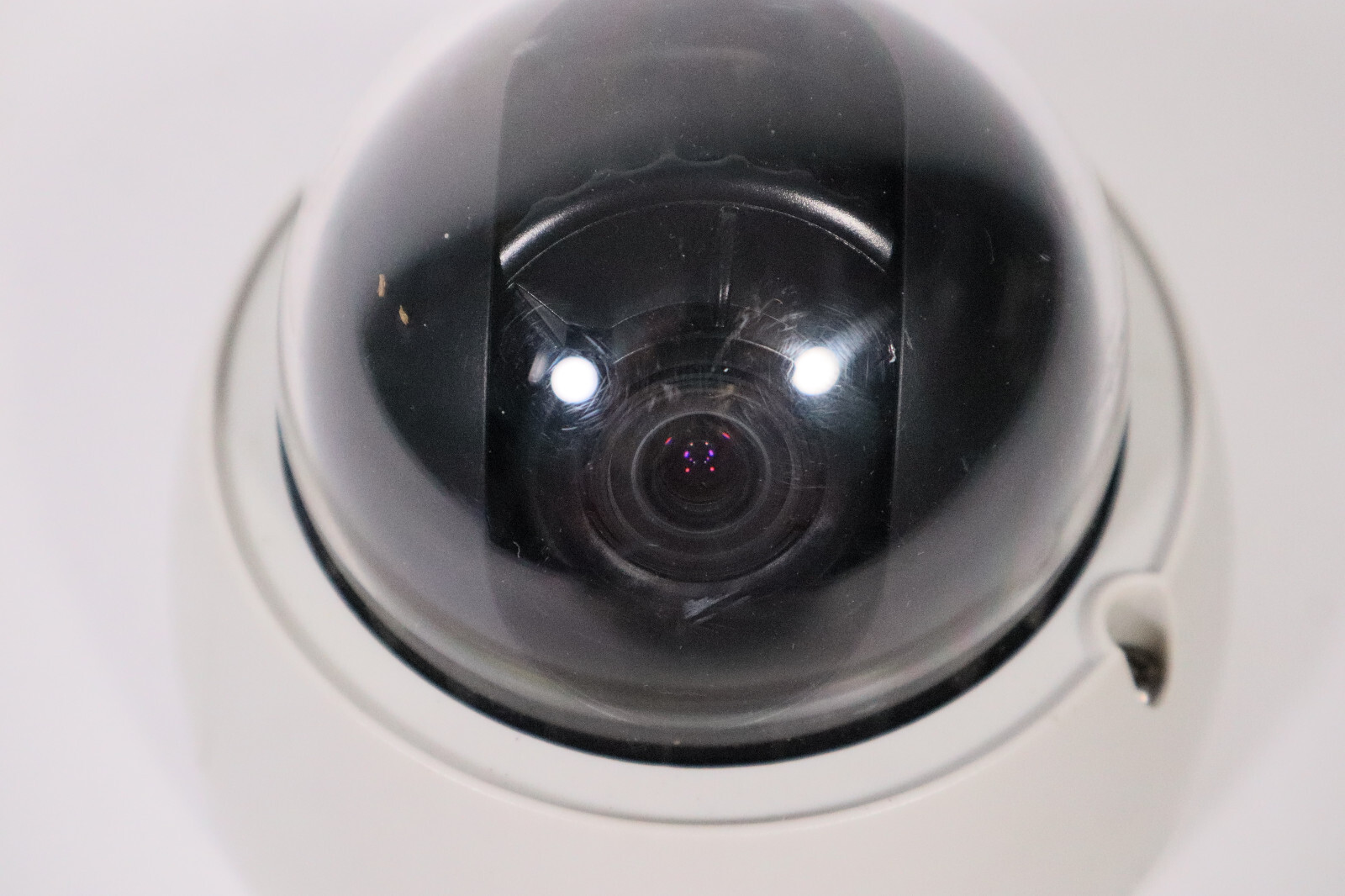 Avigilon 1.0-H3-D1 1MP H.264 IP Indoor Varifocal Dome Camera 1280 x 720 IPv4 (2)