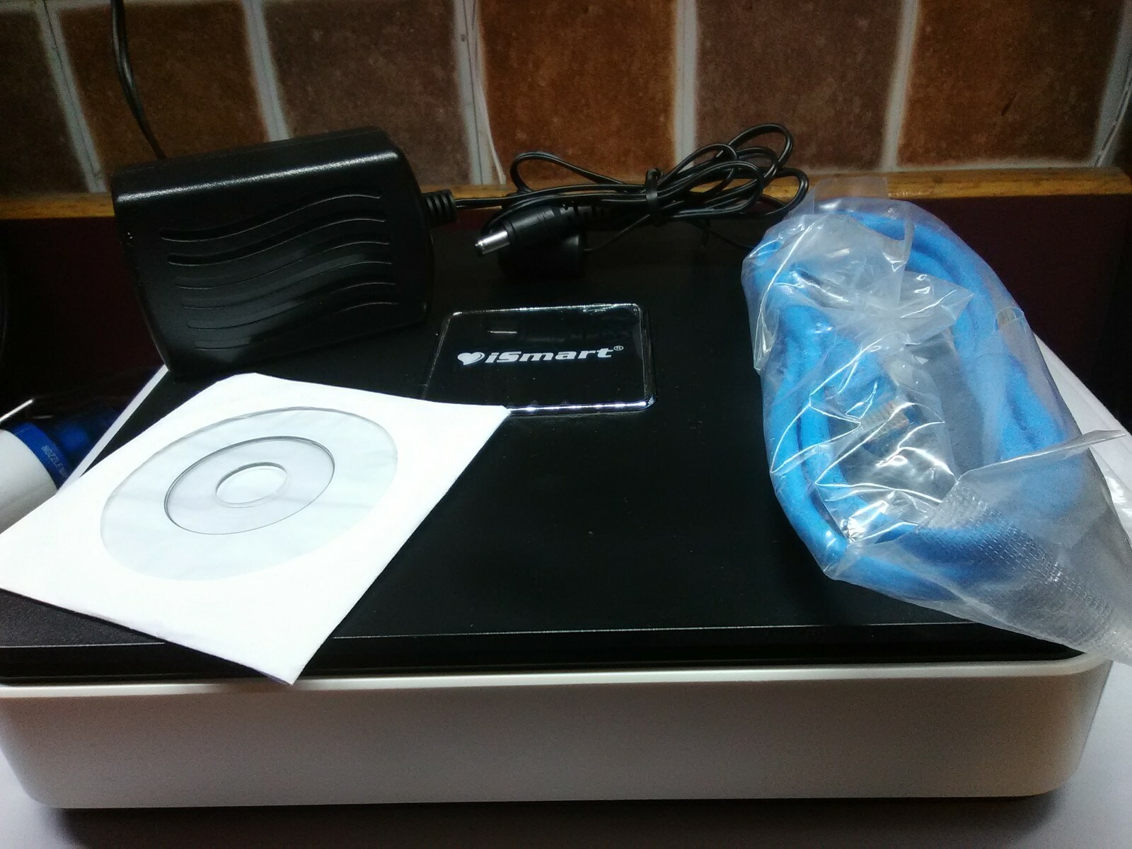 iSmart Security System 4CH NVR D1 H.264 720P 1080P HDMI DDNS for Remote Viewing