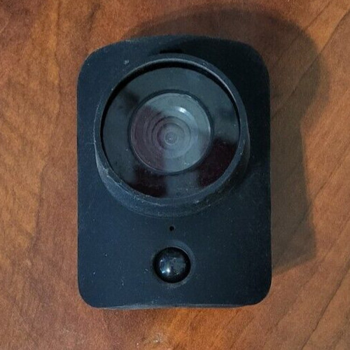 SimpliSafe Simplicam Security HD Camera (Outdoor) with cover & mount SSCM1 USED