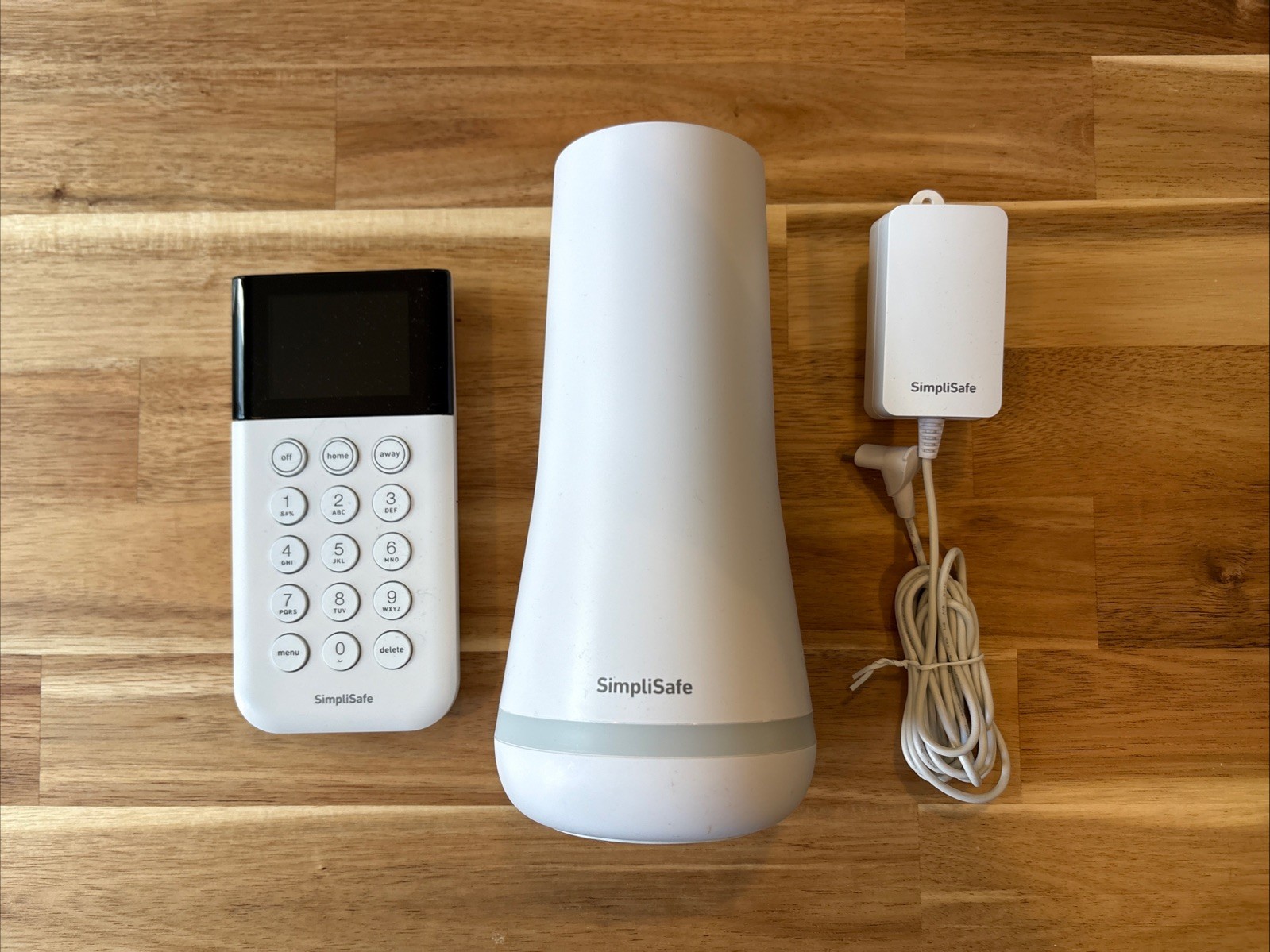 SimpliSafe Base Station Gen 3 with Power Adapter and Keypad