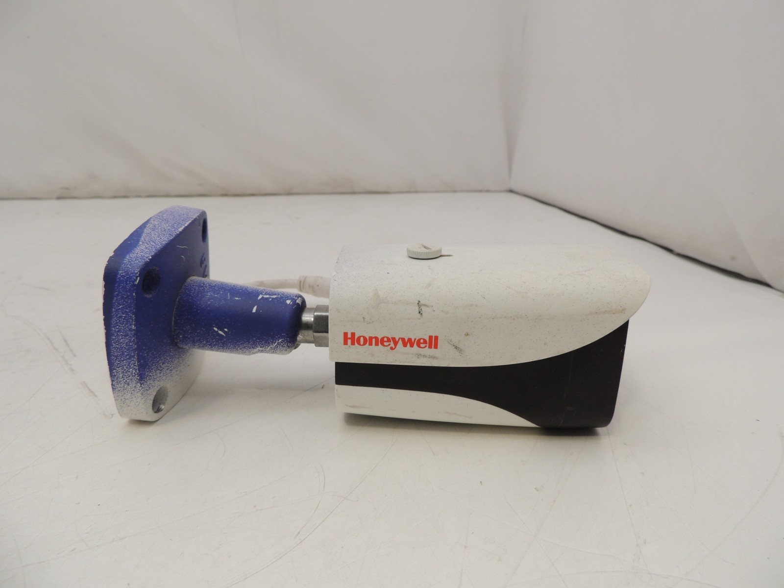 Honeywell HBD2PR1 1920X1080 IP Network Security Camera PoE or 12v IP66