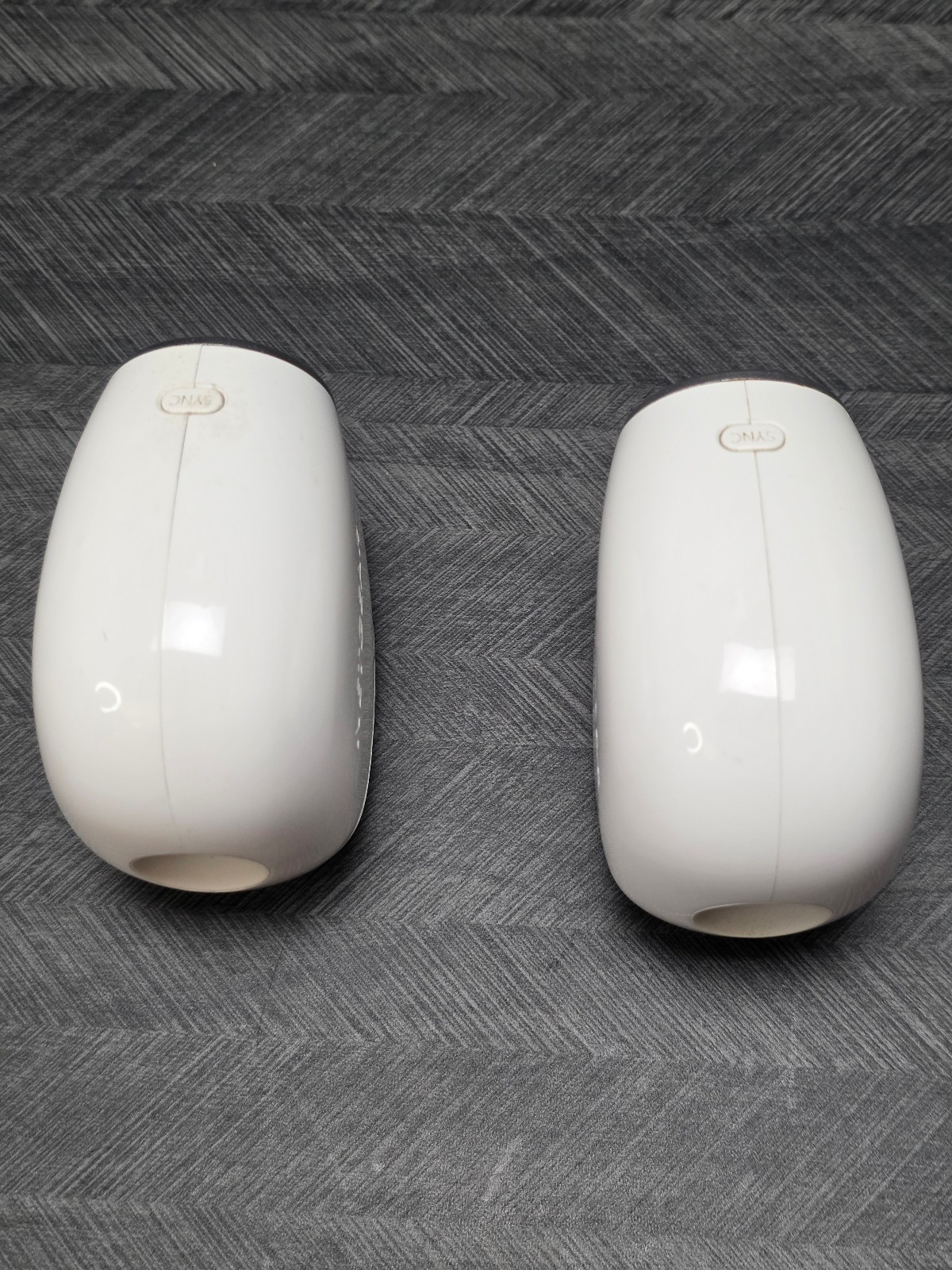 Netgear Arlo VMC3030 HD Wireless Add-On Indoor/Outdoor Camera Lot Of TWO