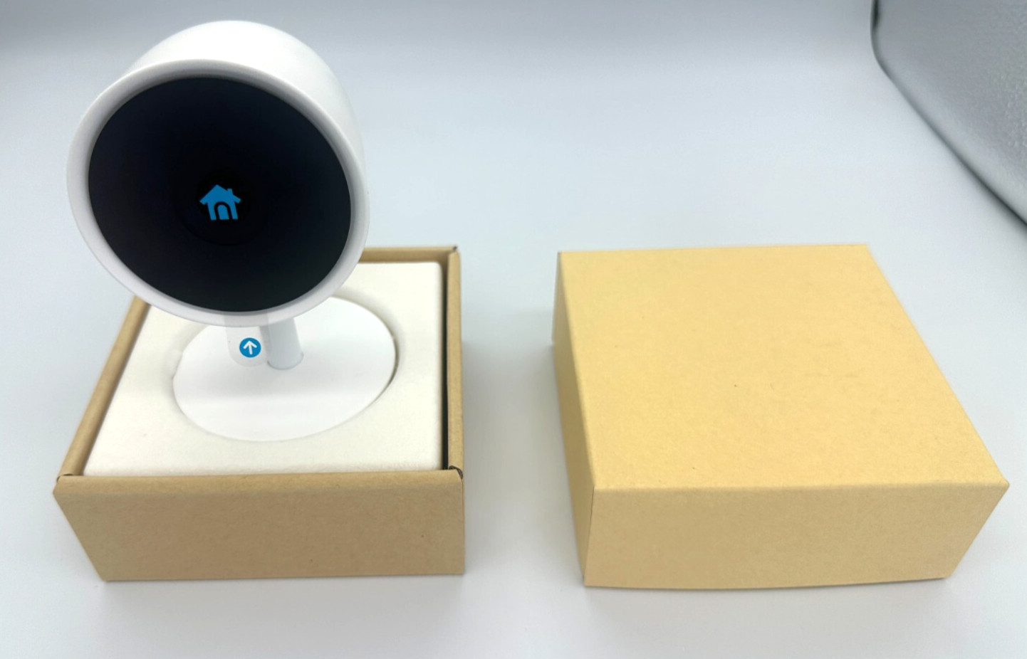 New Google NEST Cam IQ Indoor Smart 1080P HD Security Camera A0053 NC3100US Nice