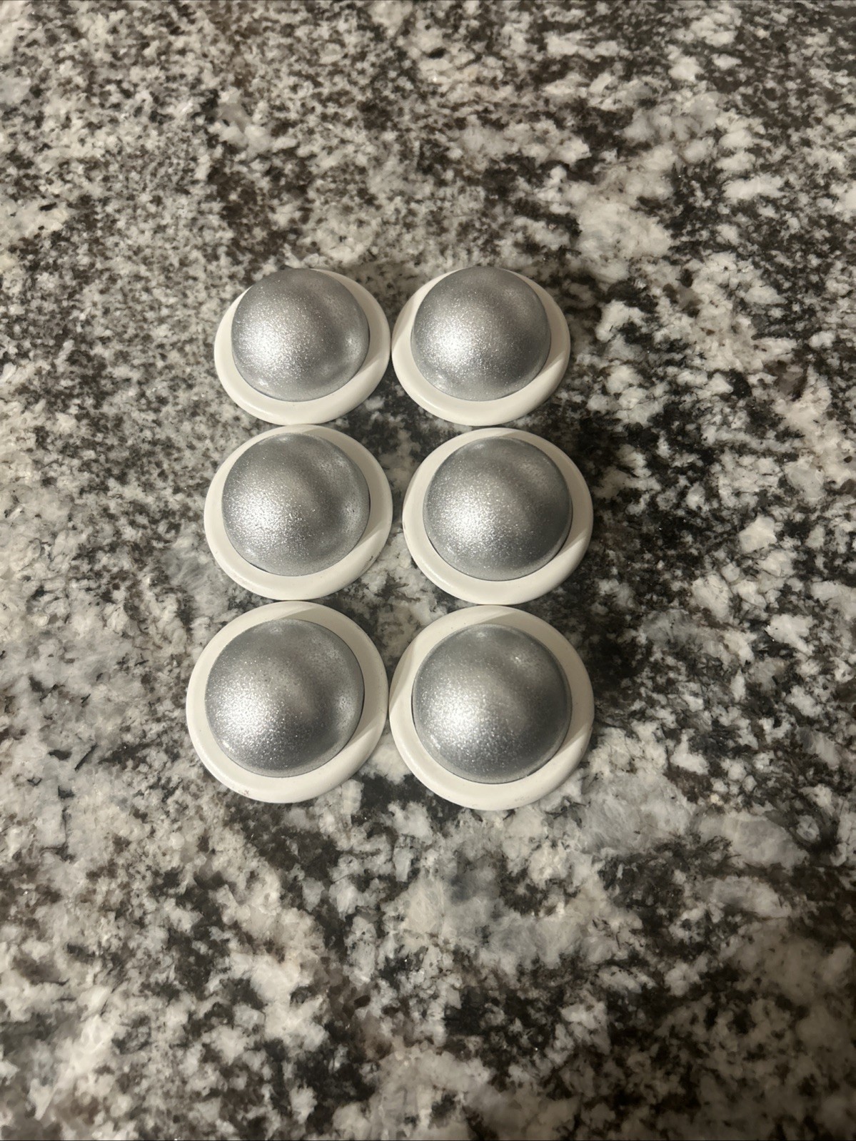 NETGEAR ARLO VMC3030 SET OF 6 MAGNETIC MOUNTS E5876