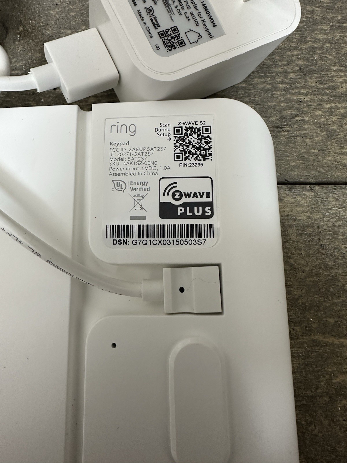 Ring Alarm PRO Wireless Security Alarm Kit 5AT3T3 Base Station Keypad Sensor