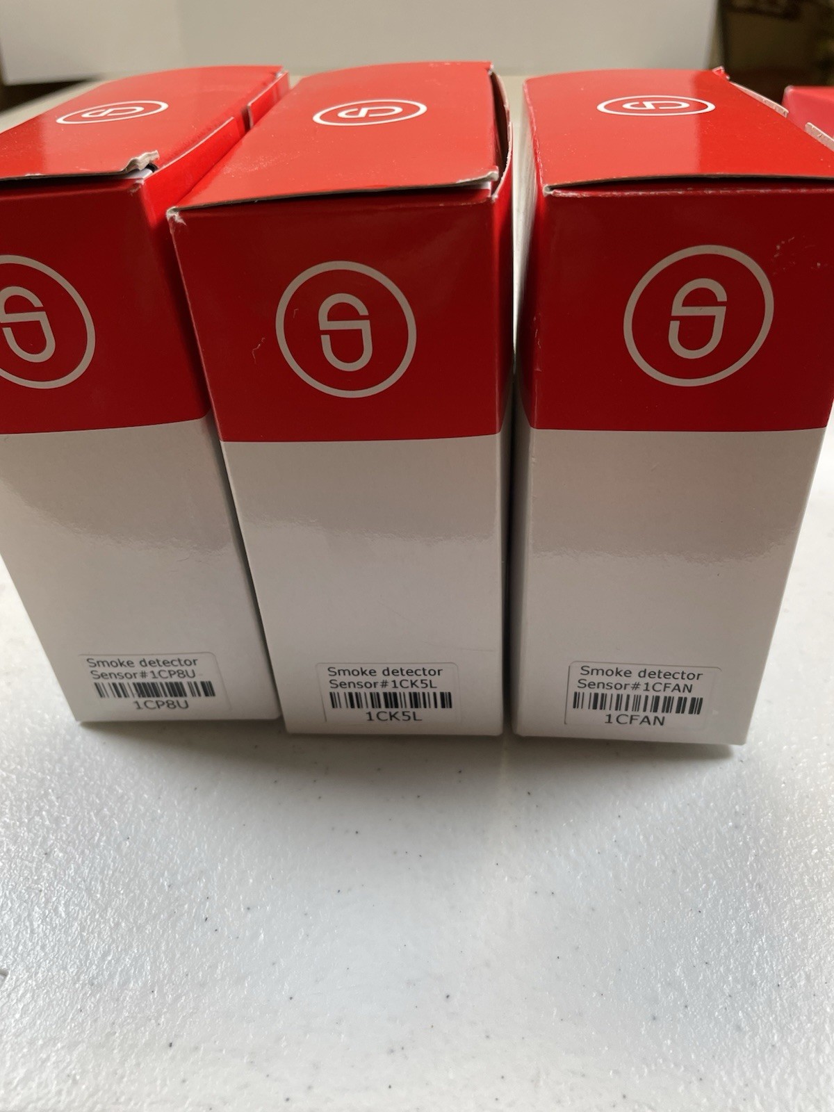 Simply Safe alarm system Lot of 9 Accessories Motion, Smoke, Glass Break, Siren