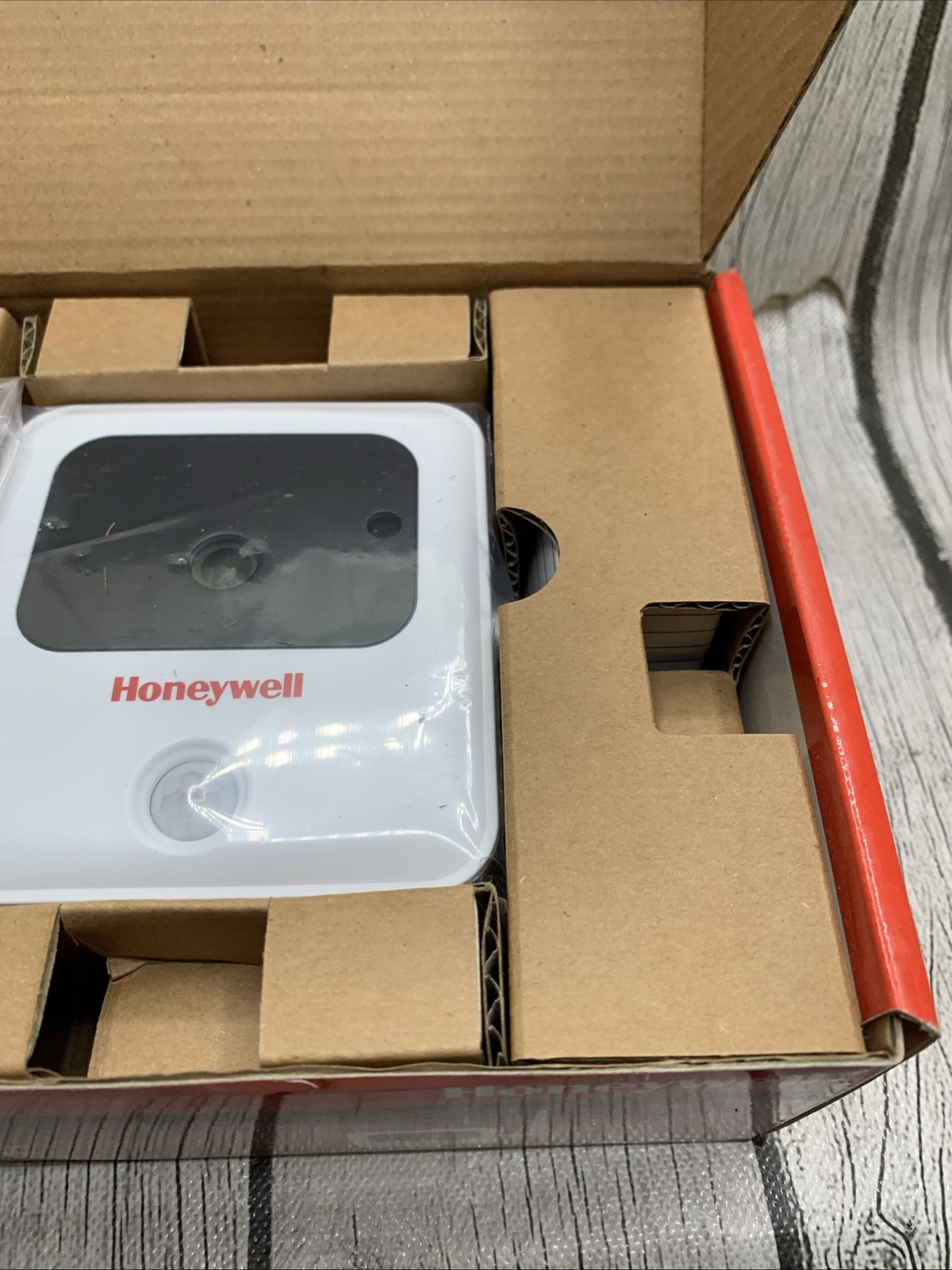 Honeywell iPCAM-WO Color IP Wireless Outdoor Security Camera White