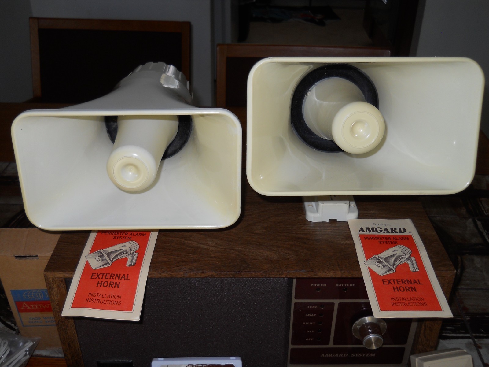 Vintage Amway Amgard Perimeter Alarm System Home Security Kit