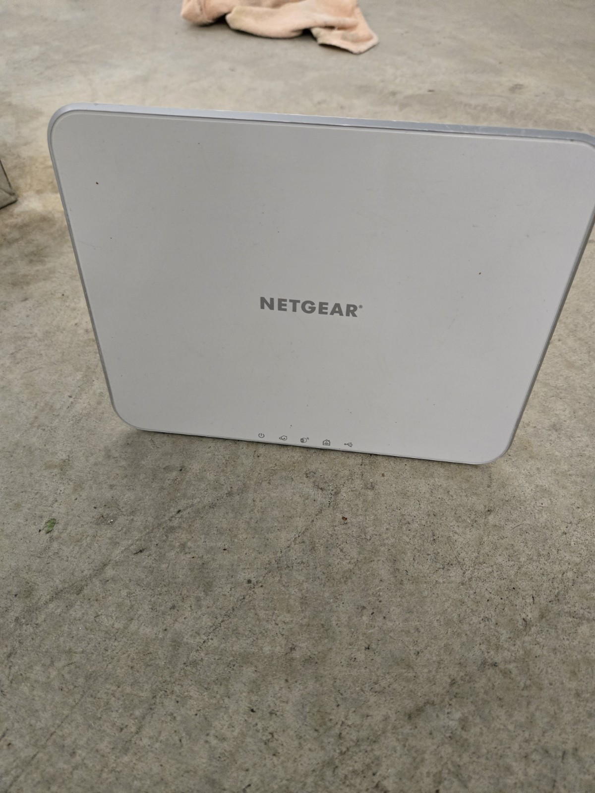 Netgear Arlo Base Station VMB3000 Wireless Router -No Power cord