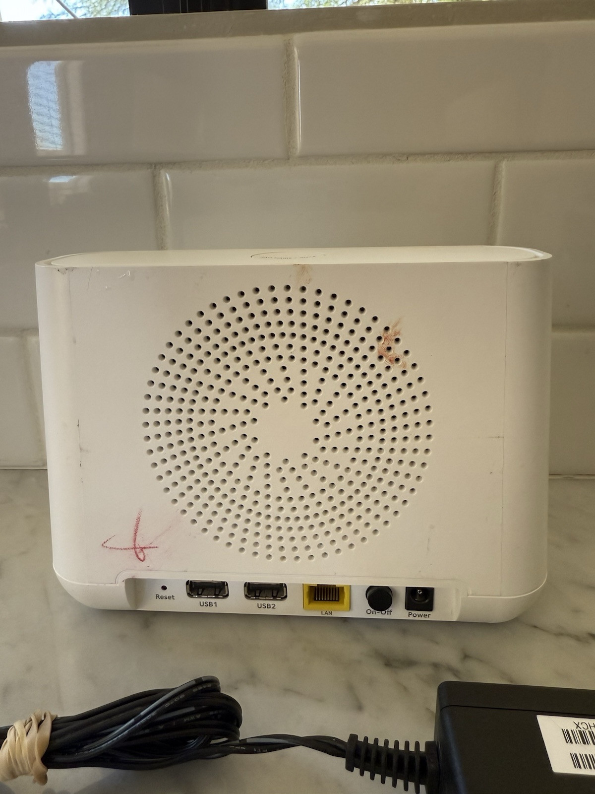 NetGear Arlo Pro VMB4000 Wireless Security Base Station With AC Power Cord