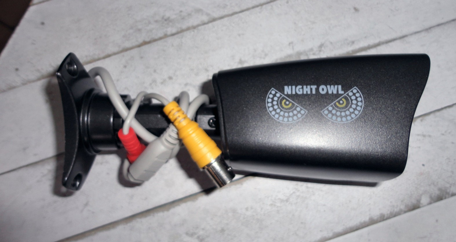 Night Owl HD Analog Day Night Security Add-on Camera CM-724-TU w/ BNC Cable