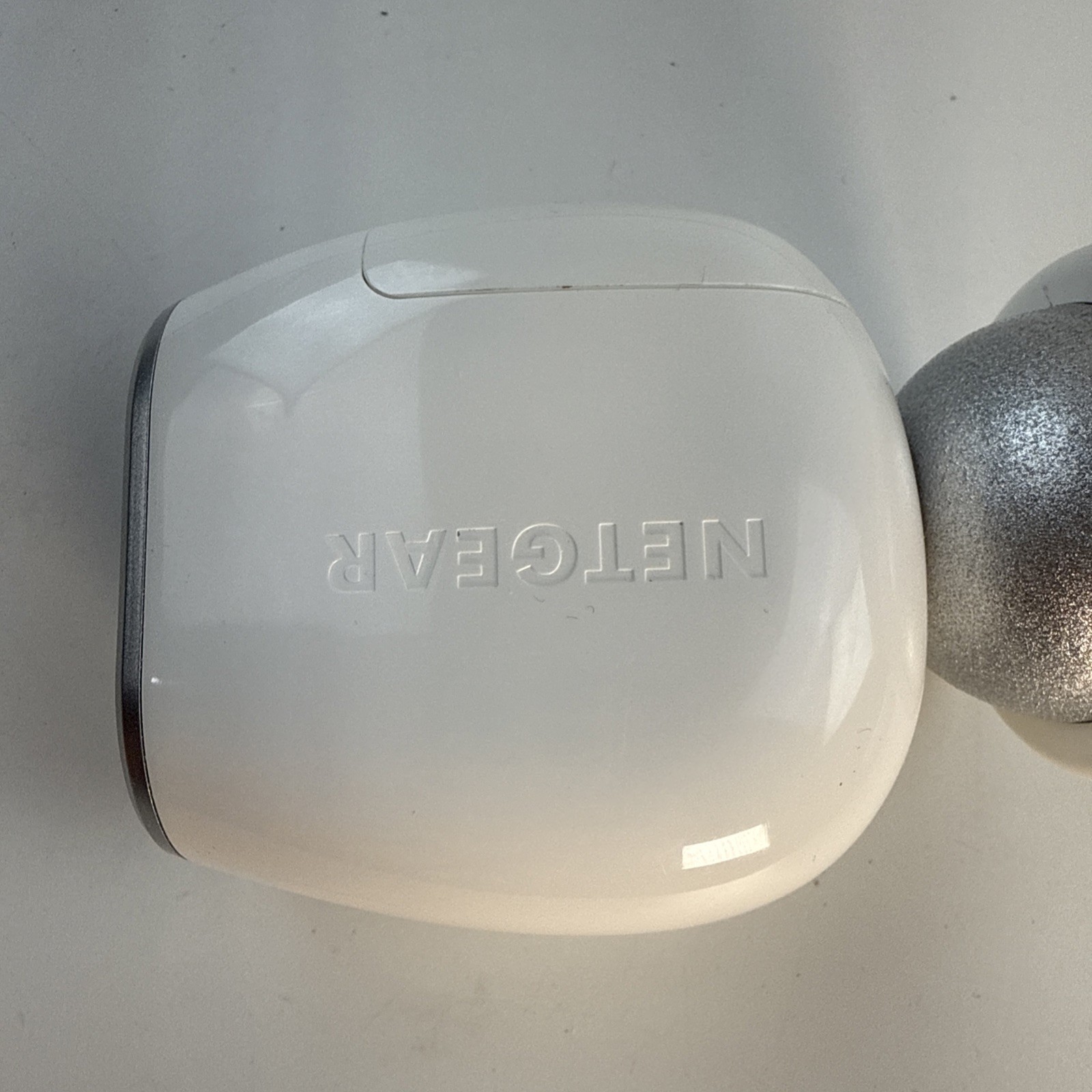 Netgear Arlo VMC3030 HD Wireless Add-On Security Camera With Magnetic Mount