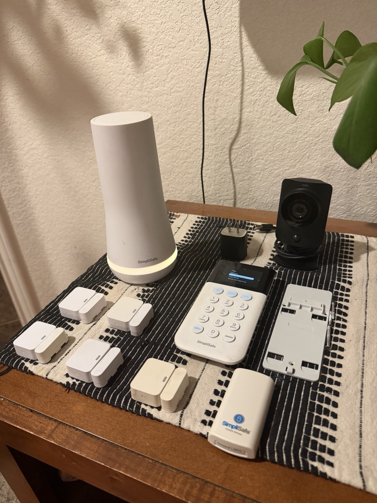 SimpliSafe Security System – Works With Google Home & Alexa – Good Condition LOT