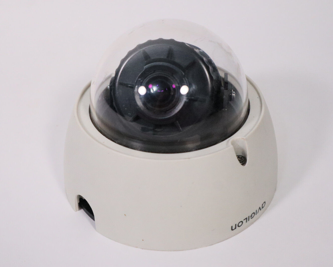 Avigilon 1.0-H3-D1 1MP H.264 IP Indoor Varifocal Dome Camera 1280 x 720 IPv4 (1)