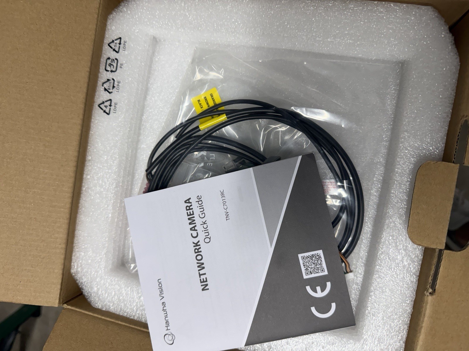 Hanwha Vision TNV-C7013RC Wisenet Q POE 3MP AI Vandal Corner IP Security Camera