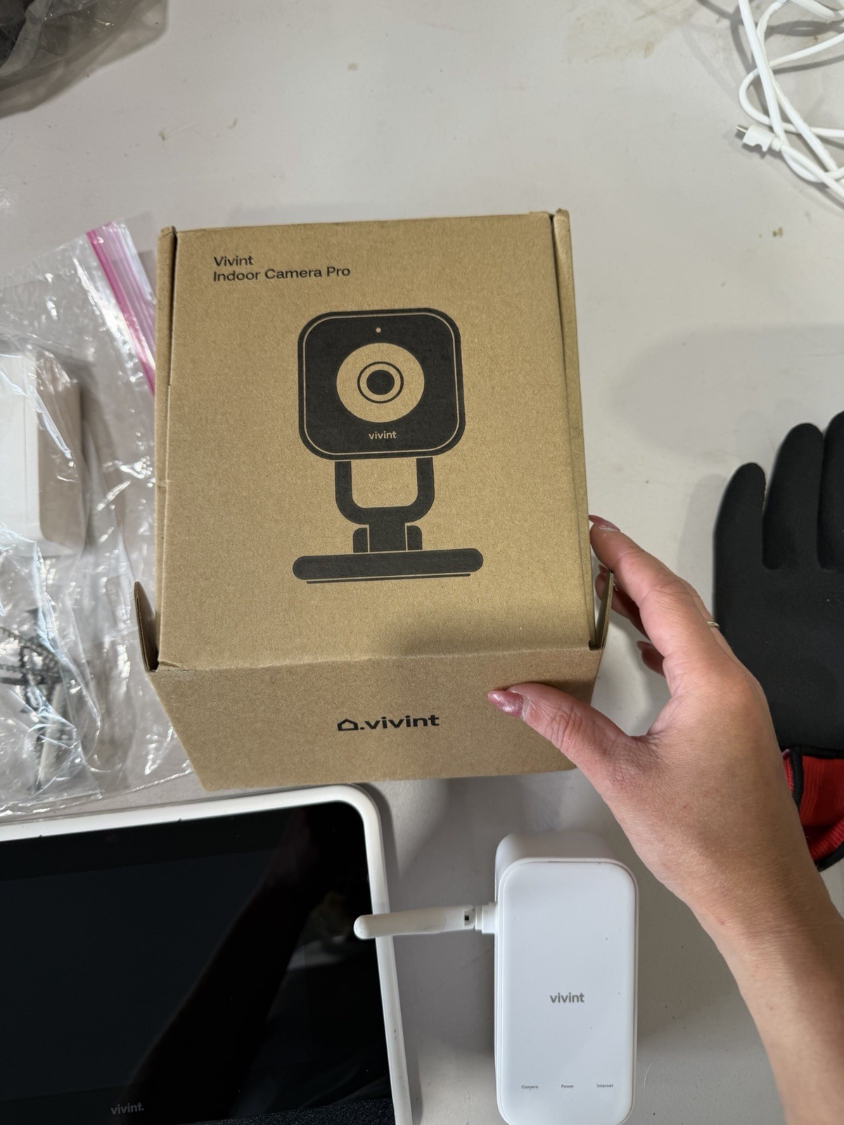 Vivint Indoor Camera Pro Wi-Fi Smart Security System with Monitor & Accessories