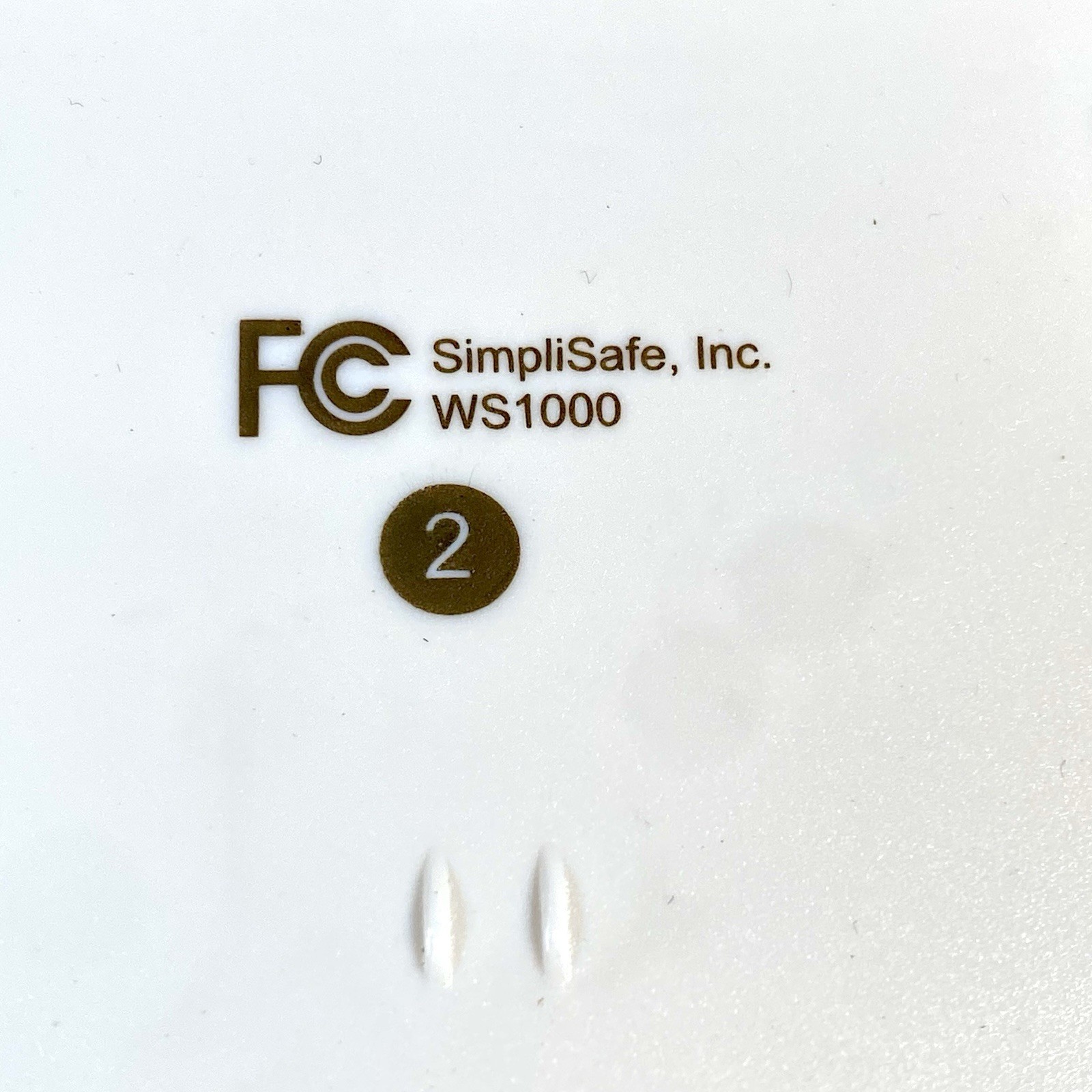 SimpliSafe ~ 105 Decibel Wireless Siren ~ 1st Generation Home Security ~ WS1000