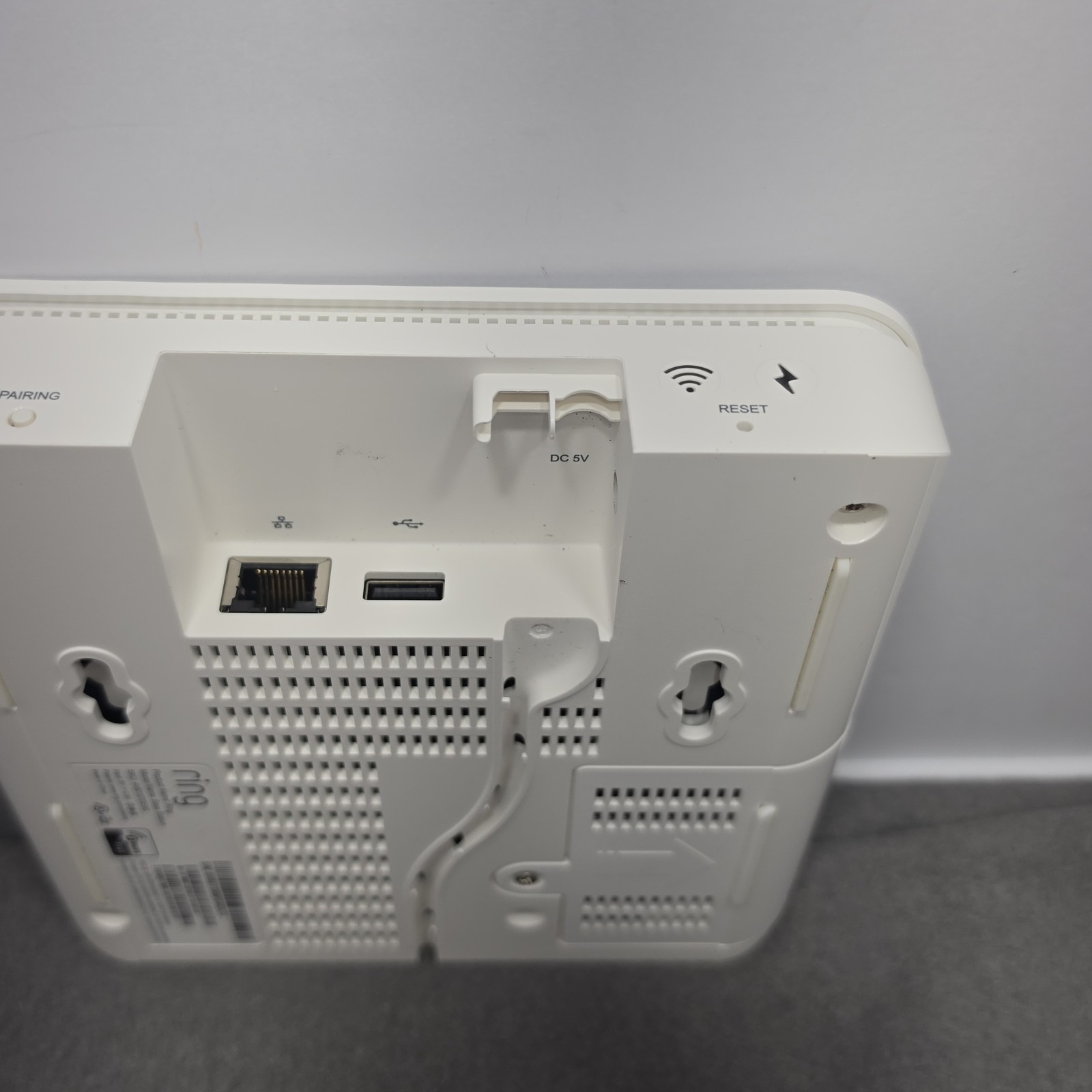 Ring Alarm Home Security System Base Station 4HB1S70EN0 UNKNOWN REGISTRATION J