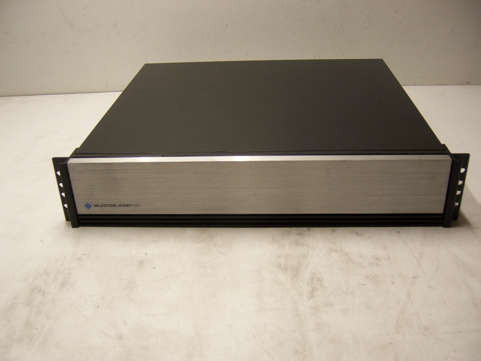 Milestone Husky M50 i7-3610QE SR0NP x8 2TB HDD, (16TB Total) 4GB RAM Pc3 Loc E3