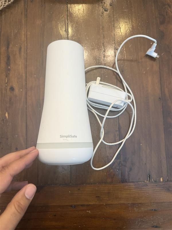 USED Simplisafe SSBS3 Home Security Base Station and key pad