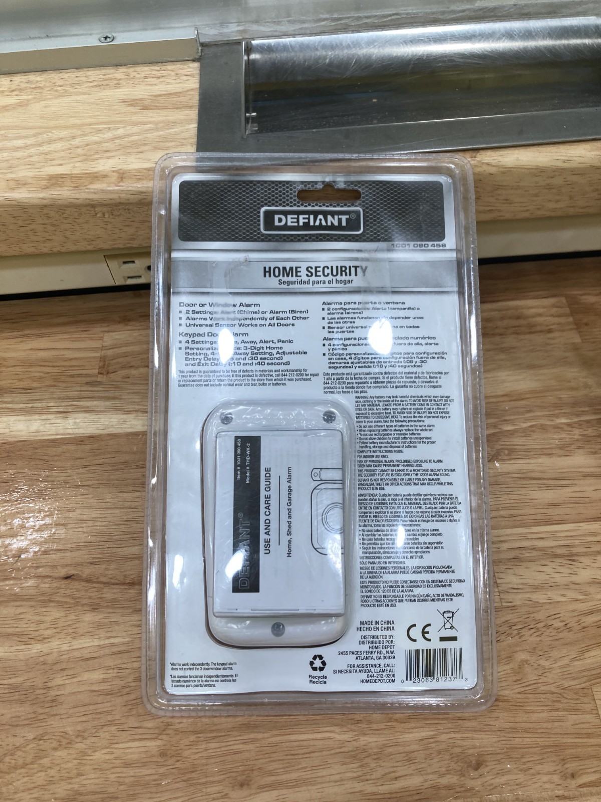 Defiant Wireless Home Security Door/Window Alarm Kit 1001 090 458