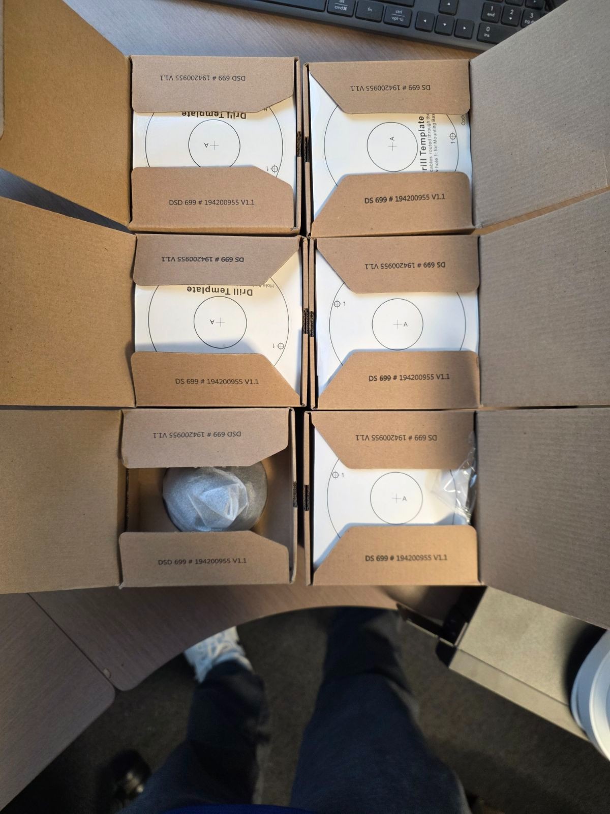 8 Channel PoE NVR Security System w/ 6 New IP Dome Cameras HNC322-TD/2.8 NR32P8-