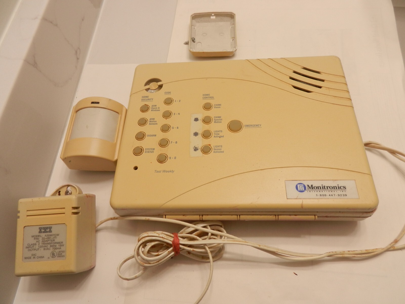 Monitronics Branded complete security system W/ 1 Door 1 Motion