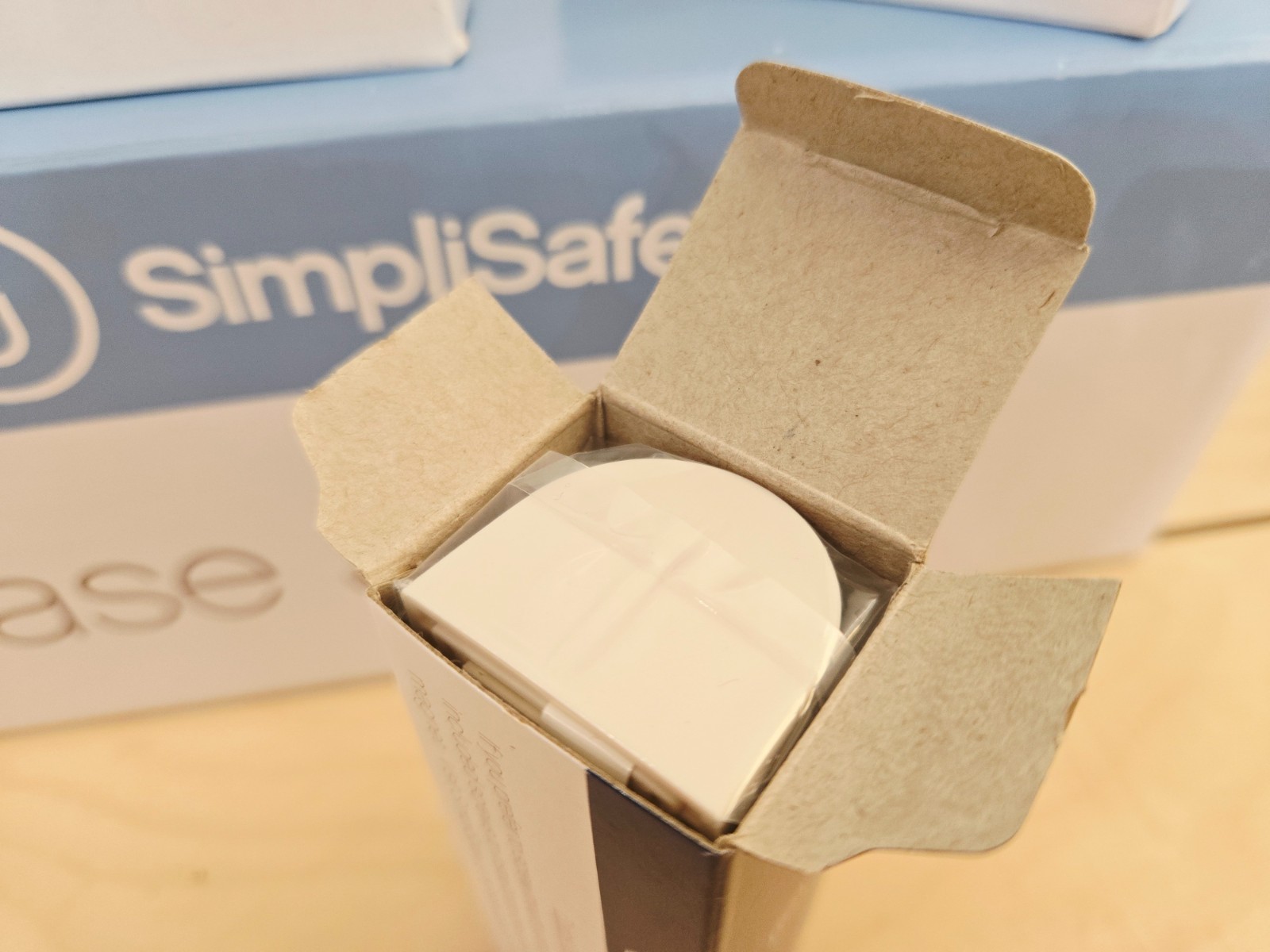 SimpliSafe SS-1500 Home Security System Open Box Base Station Keypad Sensors