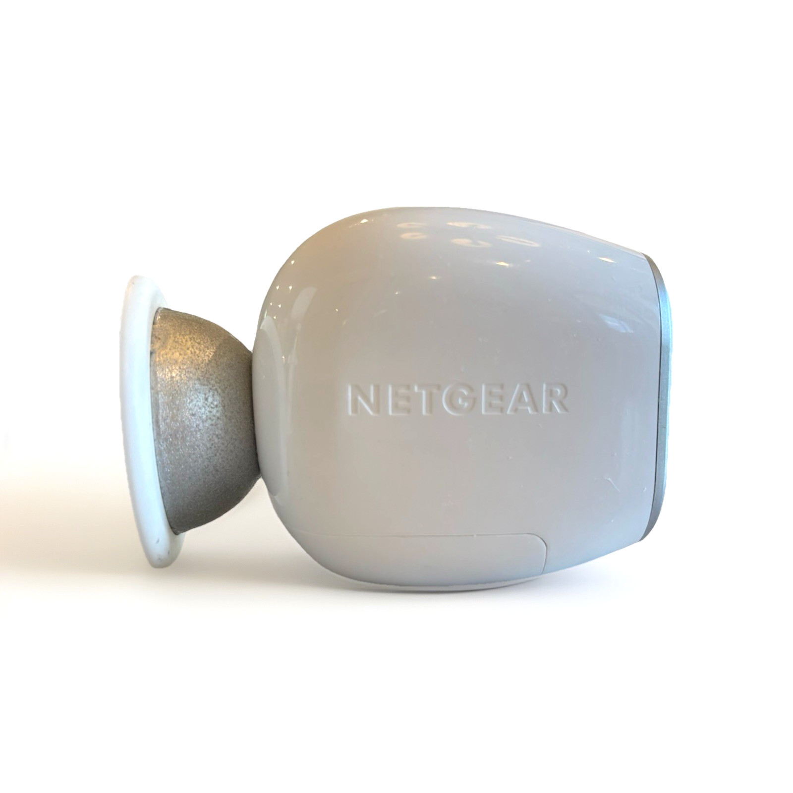 Arlo NETGEAR VMC3030 Add-on HD Security Camera Wire-Free No Battery