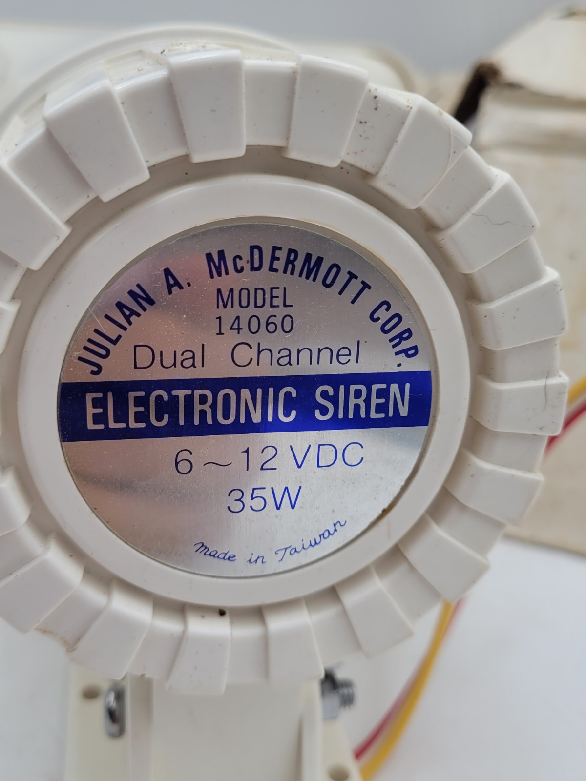 Vintage Julian A McDermott Model 14060 Electronic Siren Dual Channel 6-12V 35W