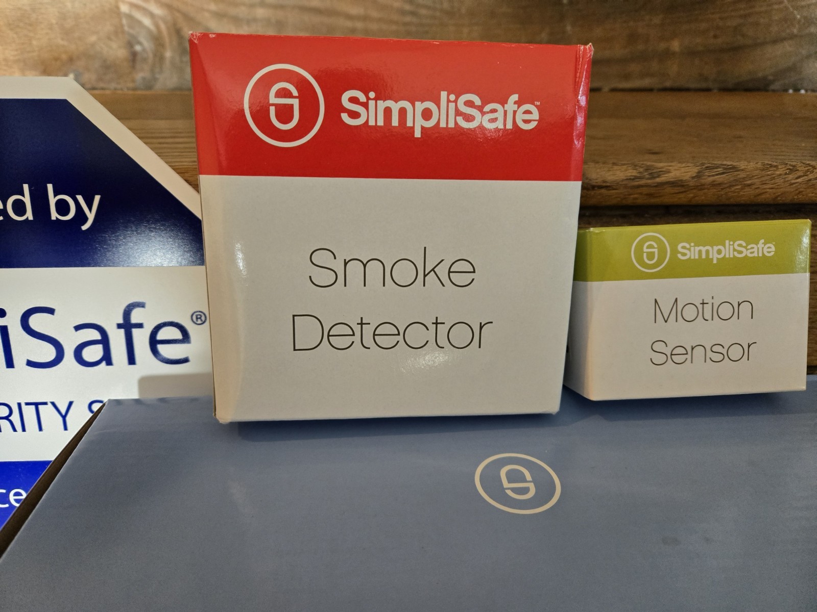 SimpliSafe 1st Generation Security Complete System Lot Brand New Ships Quickly