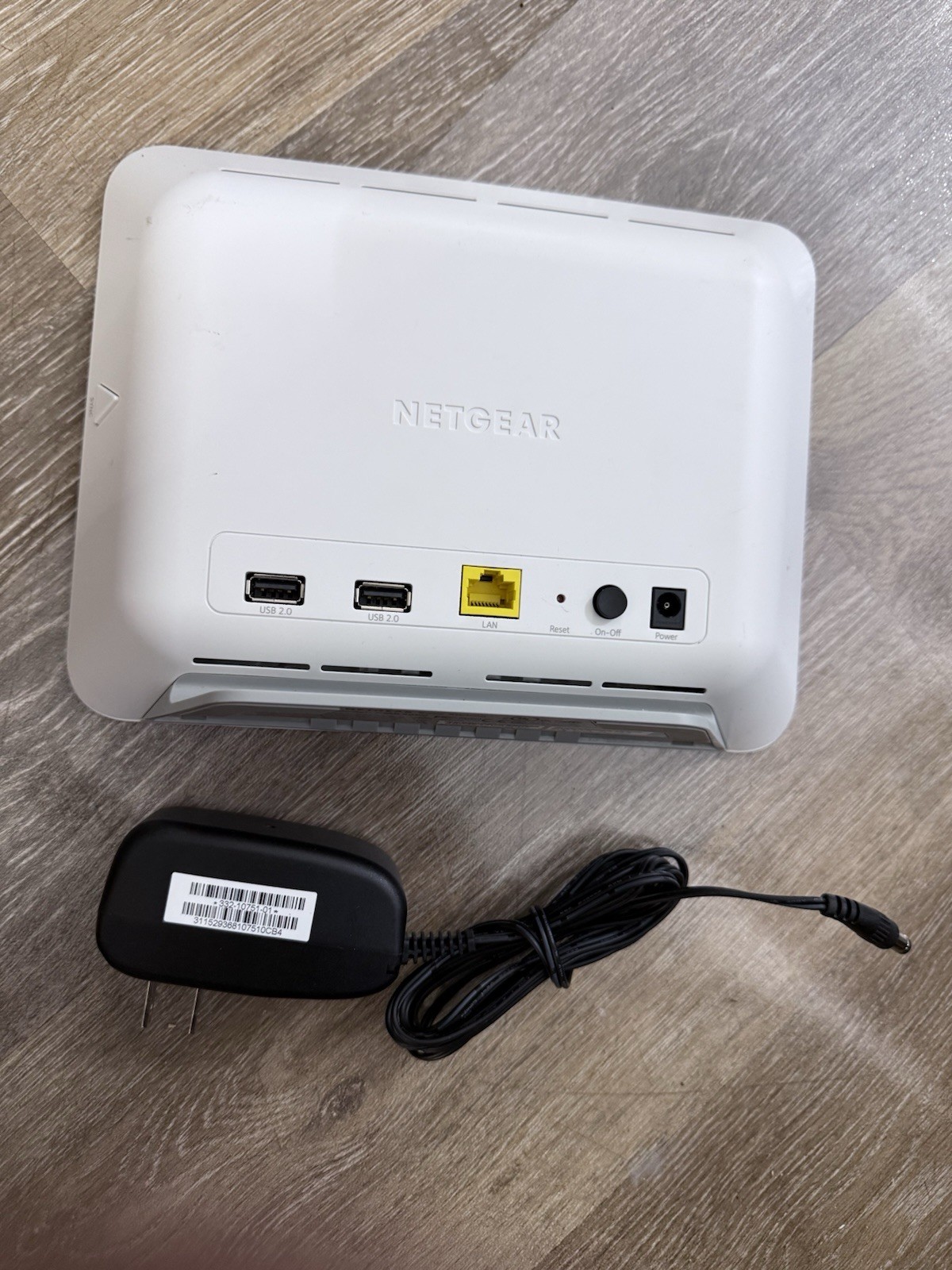NETGEAR VMB3000 Arlo Wireless Security Base station SAME DAY SHIPPING!