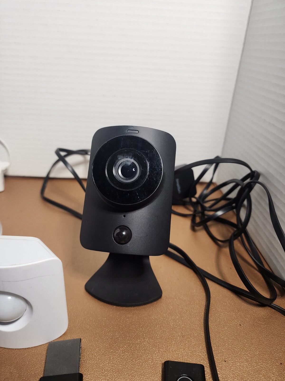 SimpliSafe Wireless Home Security System with HD Cameras