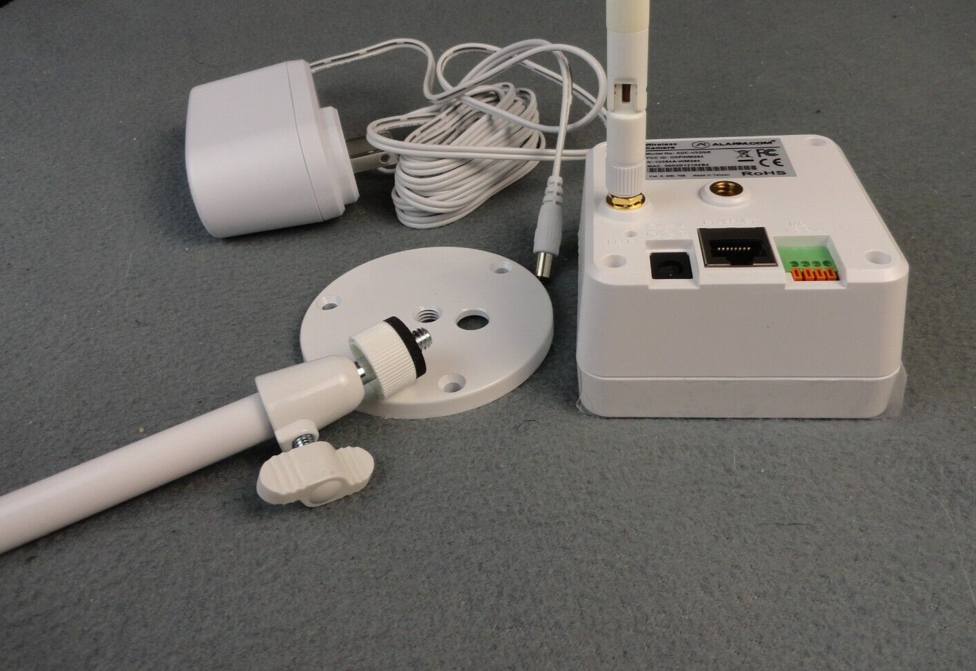 Alarm.com Indoor Wireless Fixed IP Camera with Night Vision ADC-V520IR Untested
