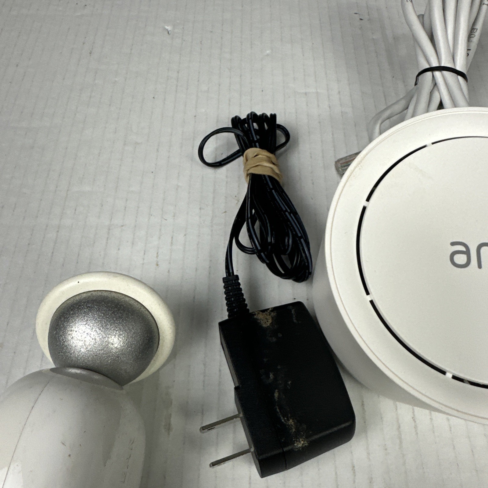 Netgear Arlo VMB3500 Base Station With Cords And One Wireless Camera