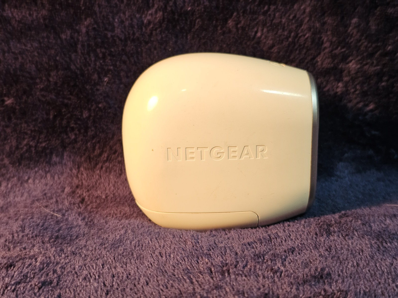 NETGEAR ARLO VMC3030 Indoor/Outdoor Security Camera Only White