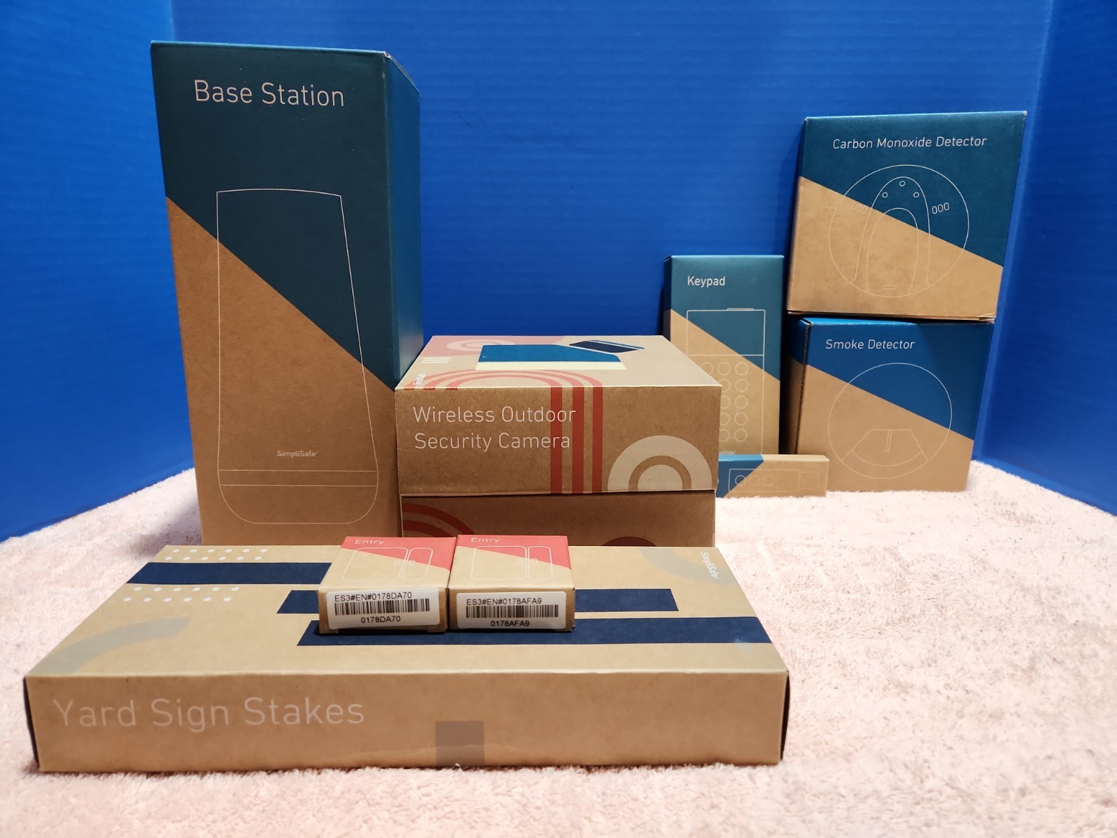 Brand New 9 PCs SimpliSafe Wireless Home Security System