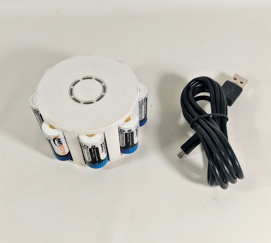 Lot of 2 Netgear Arlo VMC3030 Wireless Security Cameras with Base and batteries